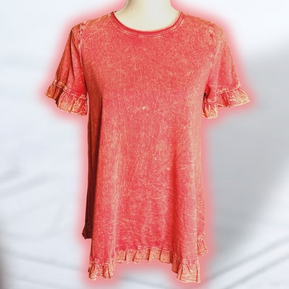 Altar’d State ‘Wren’ Ruffled Trim Tee in “Ski Patrol Red” Size Small - Picture 6 of 11